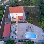 Βίλα Beti Pridraga